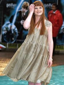 bonnie-wright-movie-400a071207.jpg