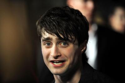 wizarding-world-of-harry-potter-red-carpet-premiere-harry-potter-13068813-594-451_4.jpg