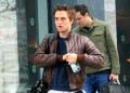 robert-pattinson-vancouver-walk_t1.jpg