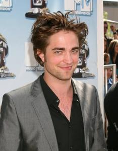 robert_pattinson_1897602.jpg