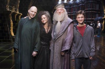 ralph-fiennes-harry-potter-order-phoenix-photo-3.jpg