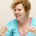 Kliknij, aby zobaczyć imeldastaunton-photo-wallpaper-3_t1.jpg
