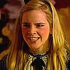 Kliknij, aby zobaczyć emma_watson_10_by_queensusan_t1.jpg
