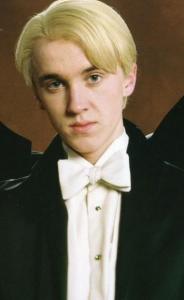 draco-3-draco-malfoy-8560290-355-580.jpg