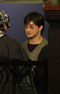 celebssetharrypotterdeathlyhollows3gs8945ozuqgl.jpg